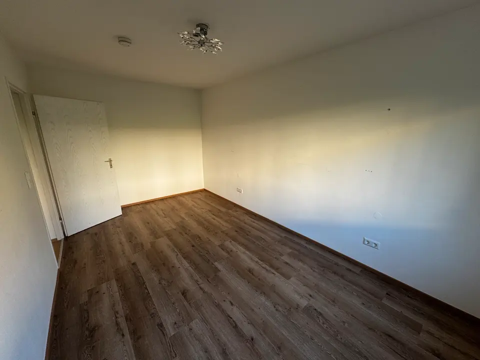 3 Zimmer Wohnung mit 72 m² in Metzingen – Bild 4