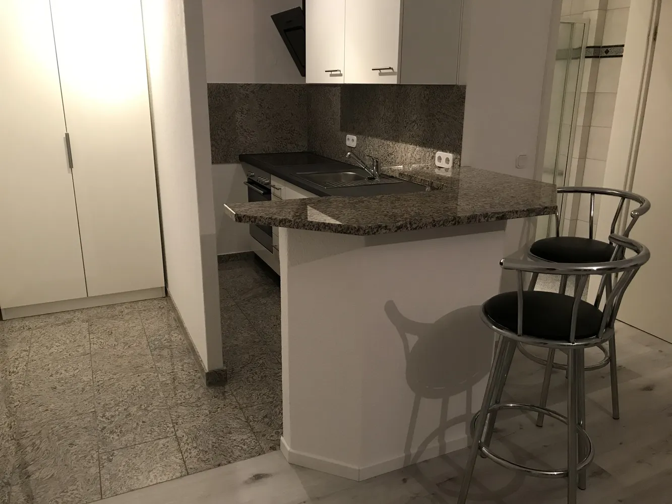 1 Zimmer Wohnung mit 38 m² in Köln – Bild 2