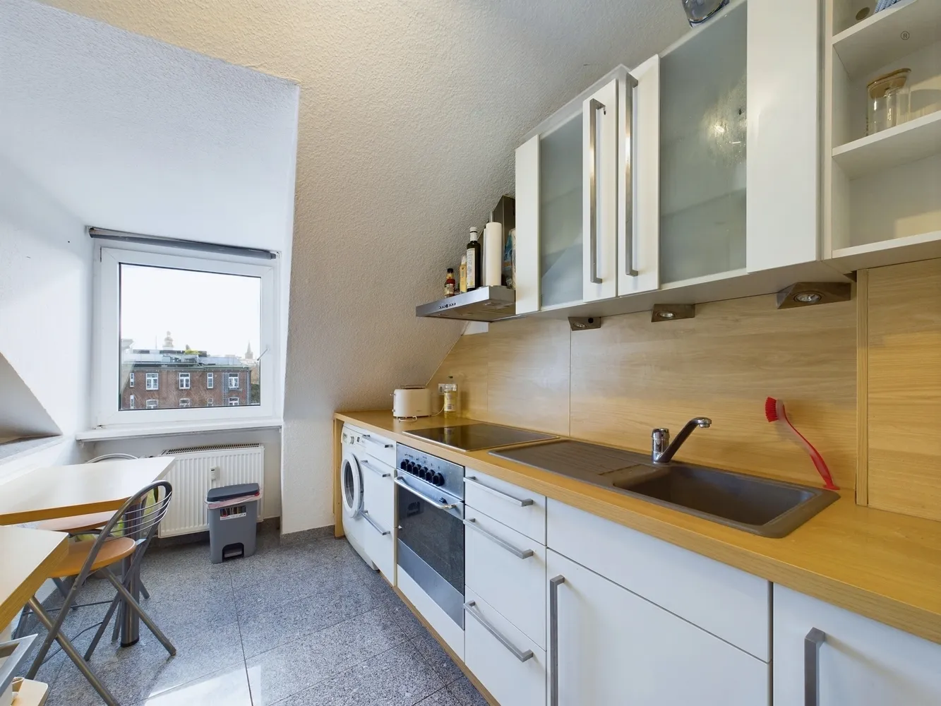 2 room apartment with 50 m² in Cologne – Photo 1