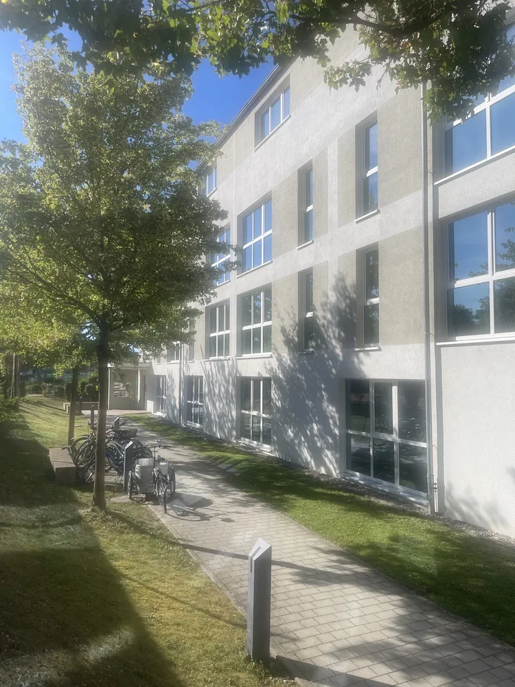 2 Zimmer Wohnung mit 70 m² in Augsburg – Bild 2