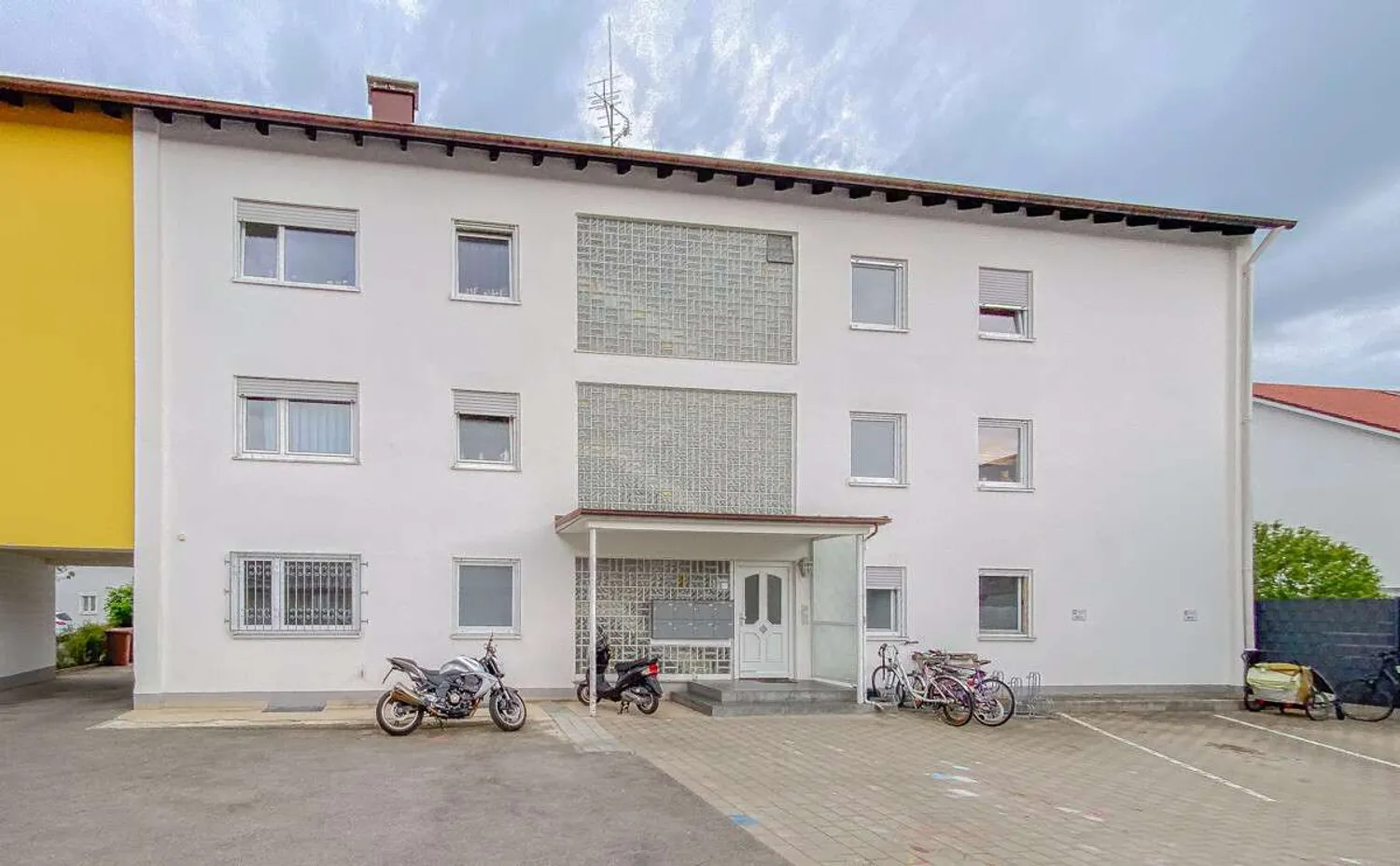 3 Zimmer Wohnung mit 98 m² in Augsburg – Bild 12
