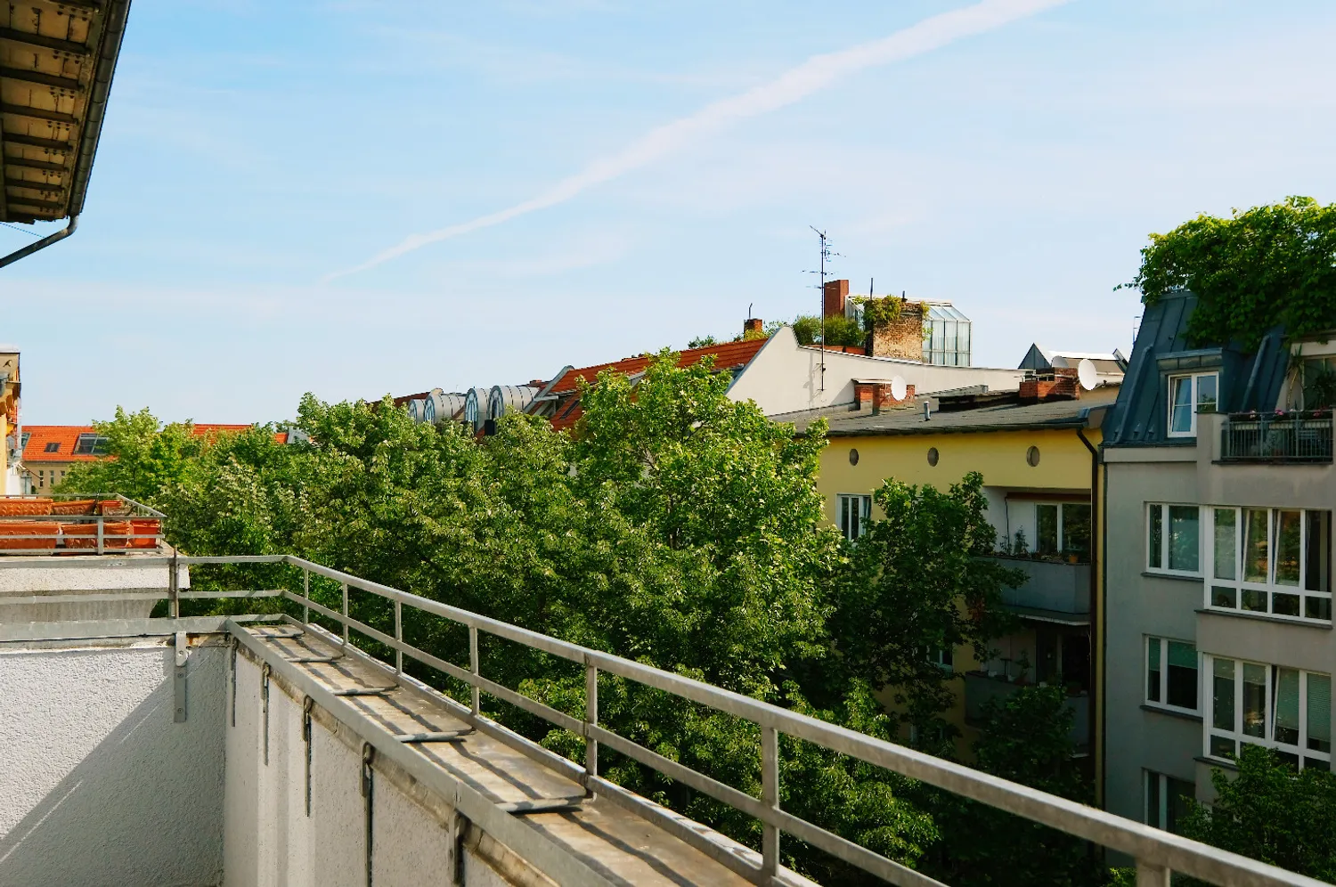8 Zimmer Wohnung mit 233 m² in Berlin – Bild 12