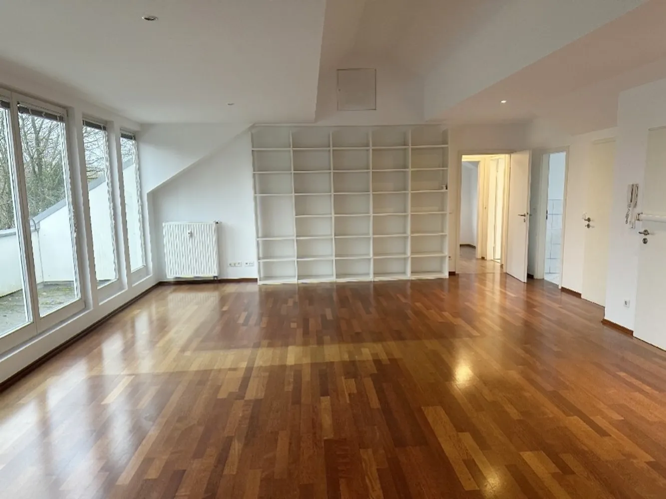 3 Zimmer Wohnung mit 130 m² in Düsseldorf – Bild 4