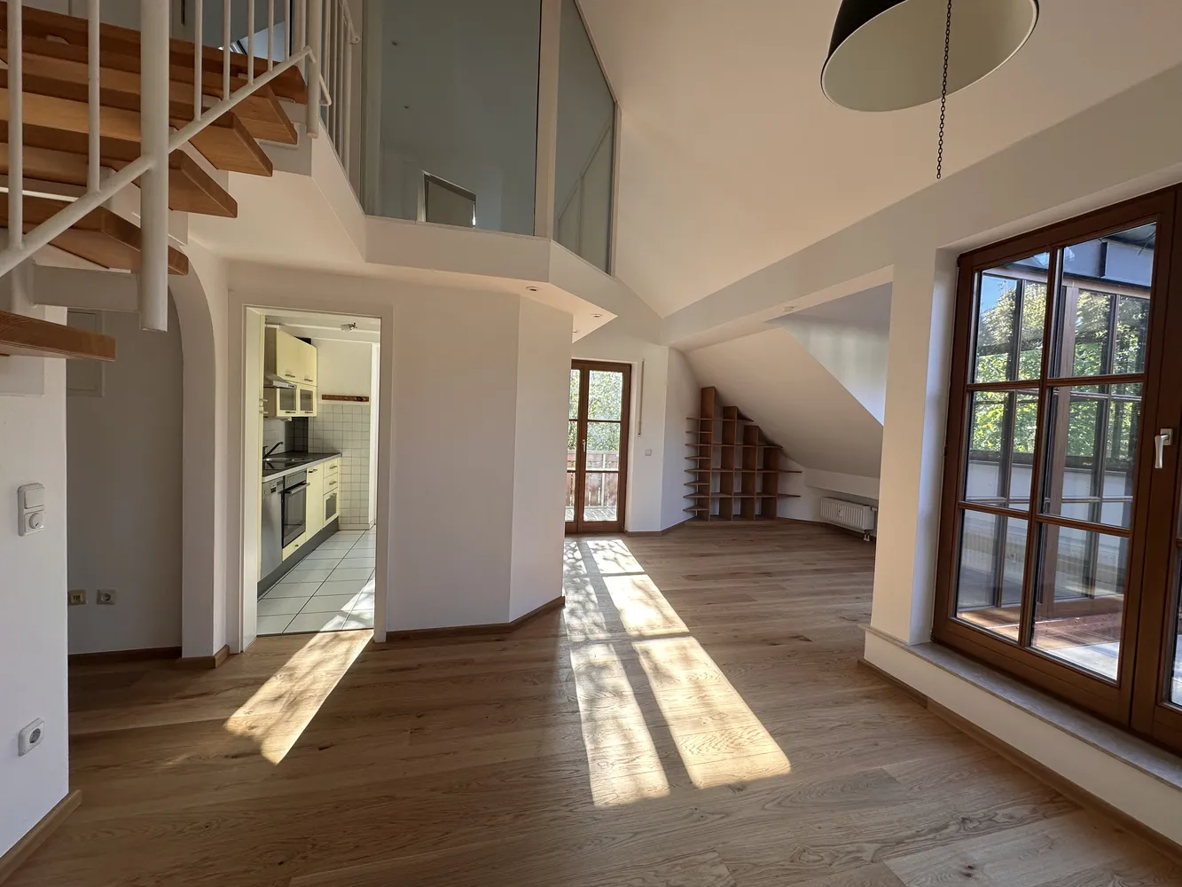3 Zimmer Wohnung mit 71 m² in München – Bild 2