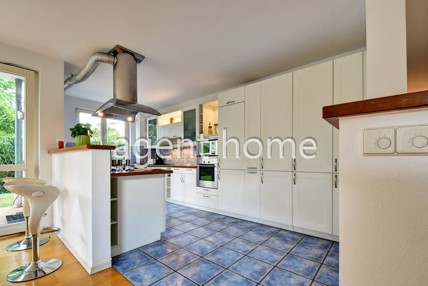5 Zimmer Wohnung mit 145 m² in Stuttgart – Bild 3