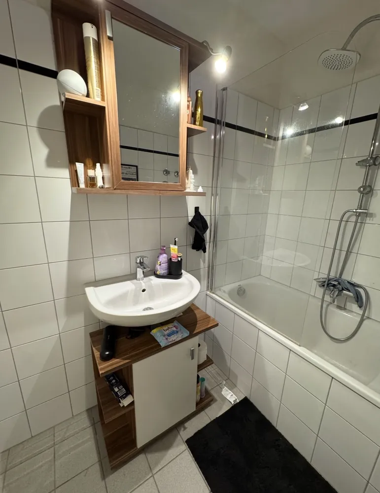 2 Zimmer Wohnung mit 62 m² in Köln – Bild 2