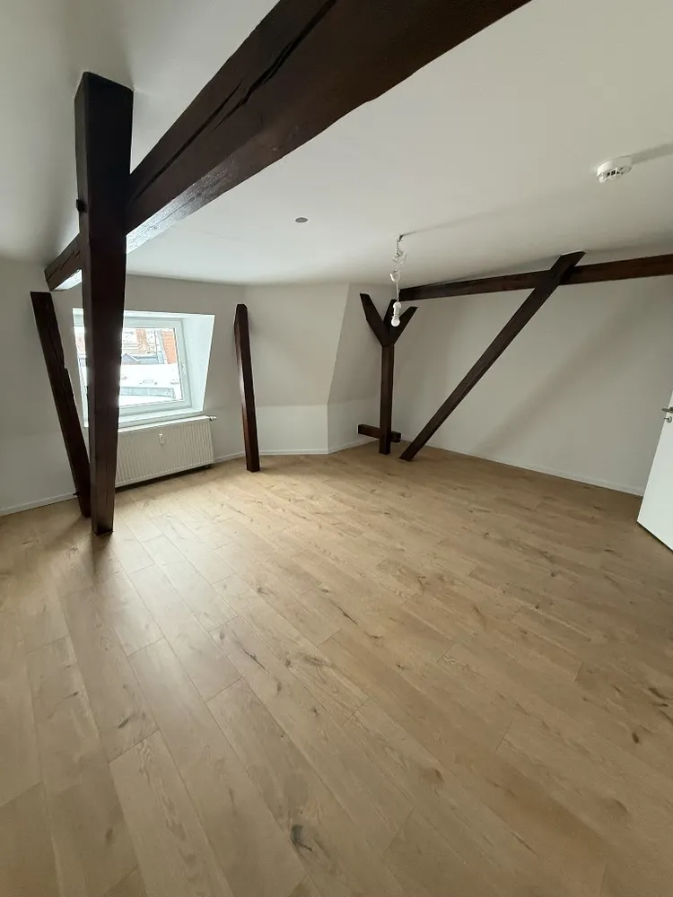 2 Zimmer Wohnung mit 71 m² in Halle (Saale) – Bild 1