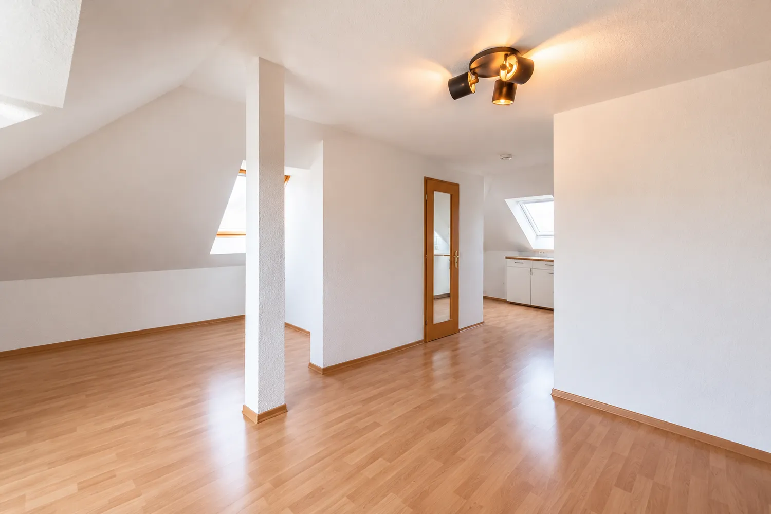 2 Zimmer Wohnung mit 44 m² in Dresden – Bild 6