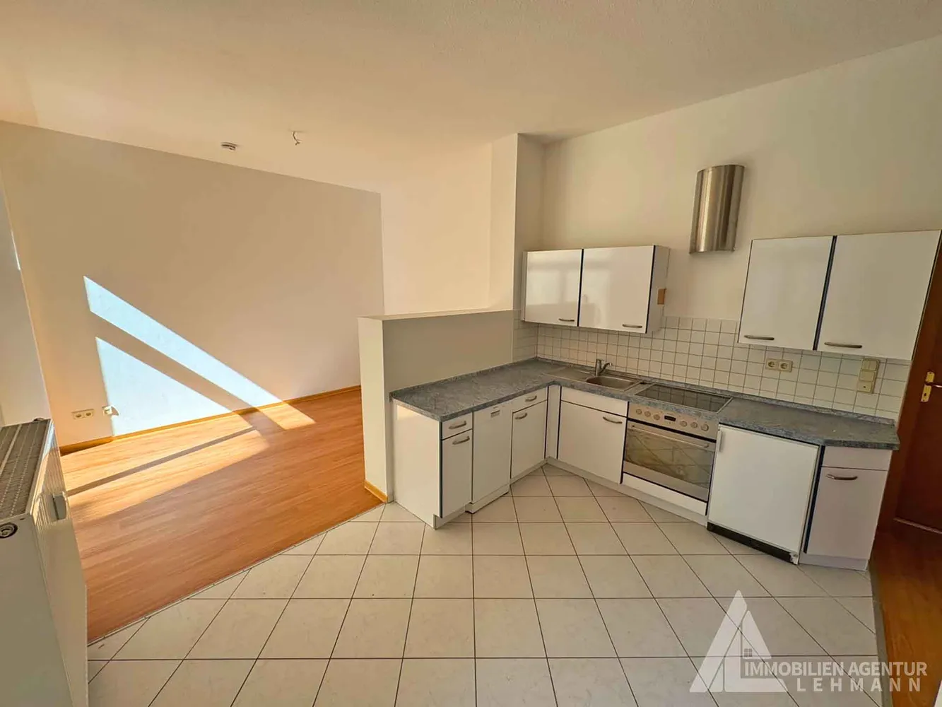 2 Zimmer Wohnung mit 71 m² in Halle (Saale) – Bild 3