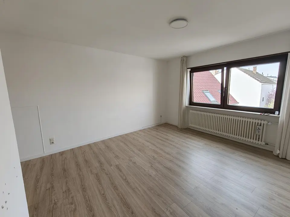 2 Zimmer Wohnung mit 30 m² in Ludwigshafen – Bild 1