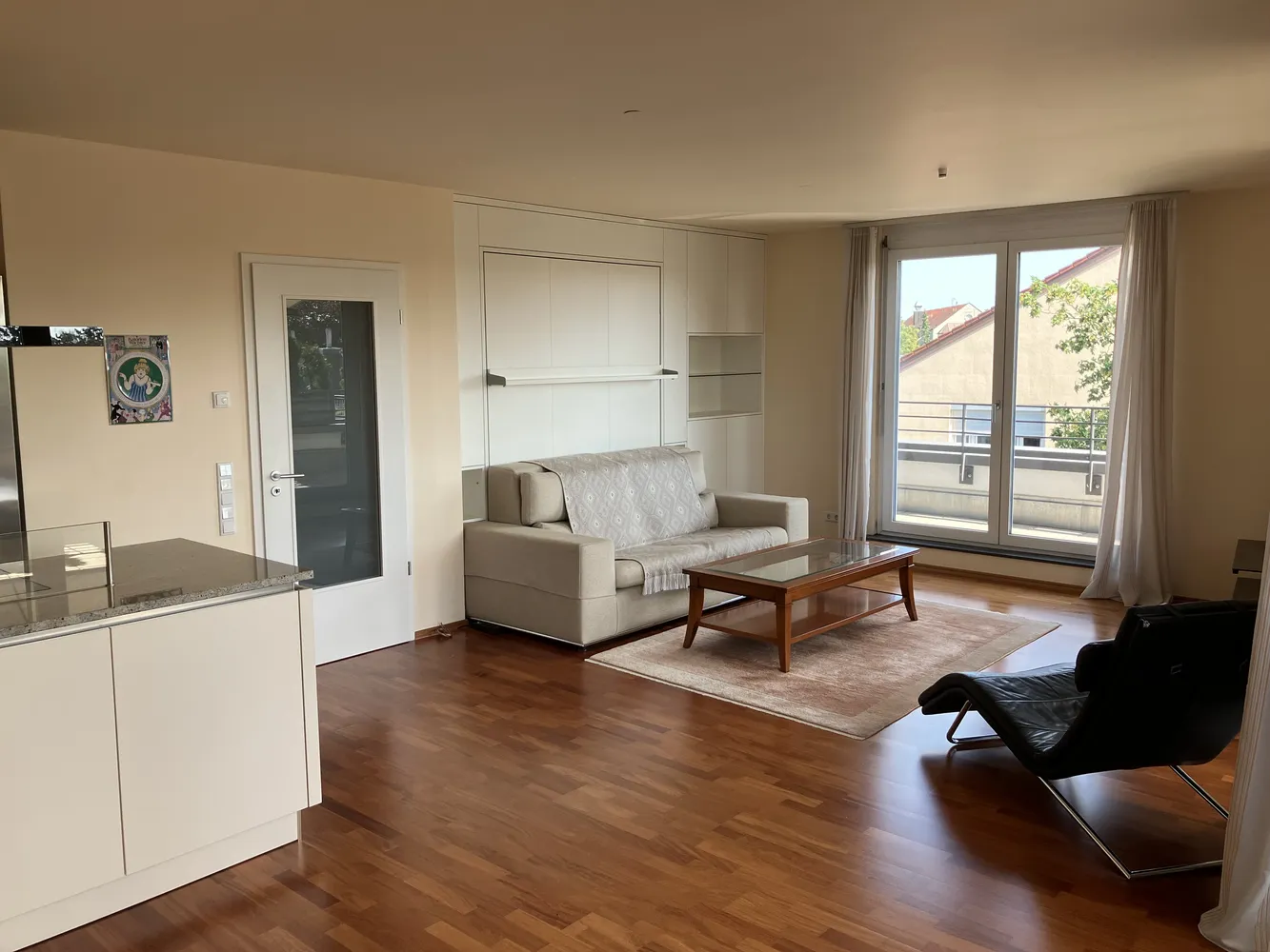 2 Zimmer Wohnung mit 90 m² in München – Bild 3