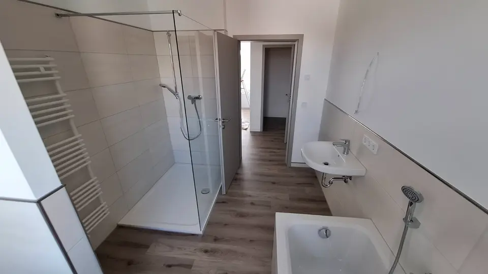 3 Zimmer Wohnung mit 96 m² in Sonneberg – Bild 6