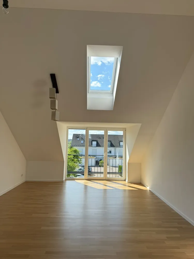 3 Zimmer Wohnung mit 87 m² in München – Bild 1