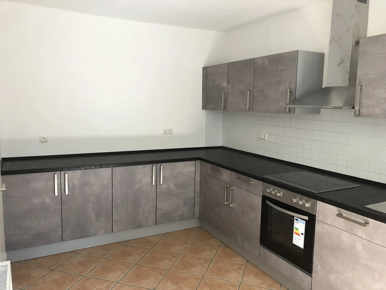 2 Zimmer Wohnung mit 116 m² in Wiesbaden – Bild 2