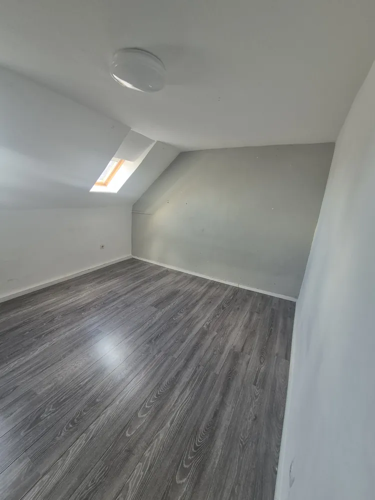 4 Zimmer Wohnung mit 78 m² in Krefeld – Bild 1