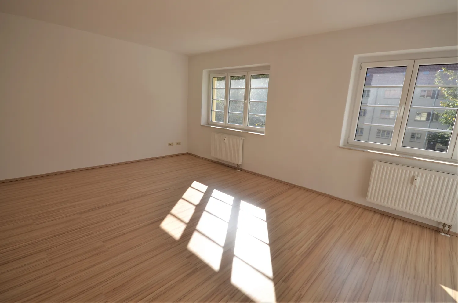 2 Zimmer Wohnung mit 67 m² in Magdeburg – Bild 2