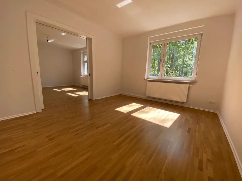 4 Zimmer Wohnung mit 105 m² in Zeitz – Bild 1