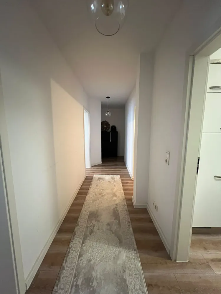 2 Zimmer Wohnung mit 65 m² in Wuppertal – Bild 2