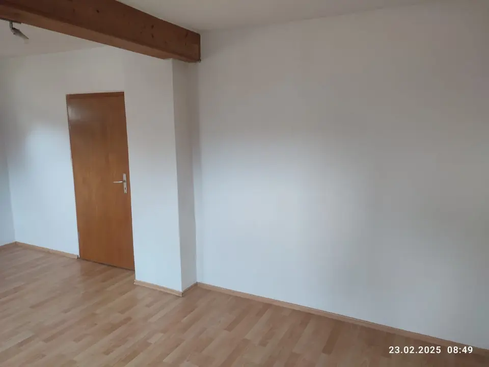 1 Zimmer Wohnung mit 140 m² in Hof – Bild 6