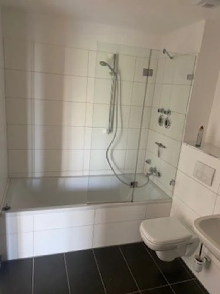 2 Zimmer Wohnung mit 67 m² in München – Bild 3