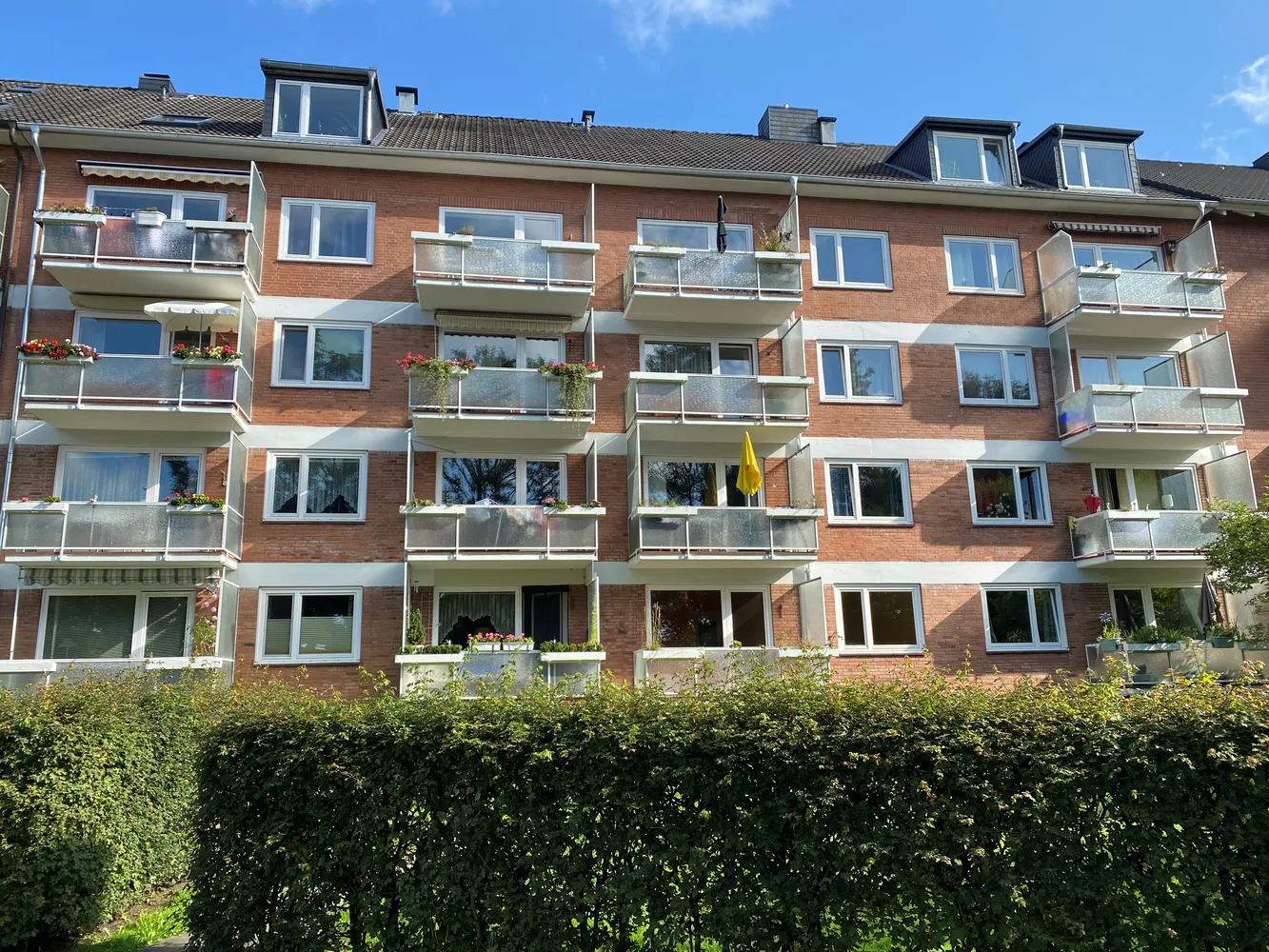 2 Zimmer Wohnung mit 60 m² in Hamburg – Bild 1