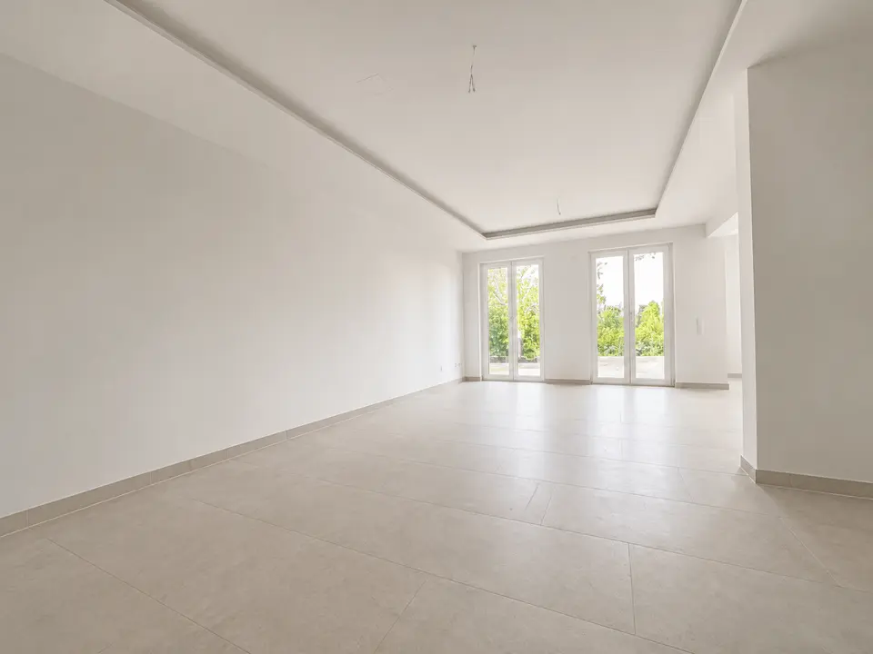 4 Zimmer Wohnung mit 157 m² in Brandenburg an der Havel – Bild 1
