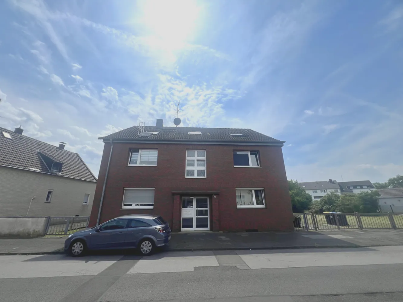 2 Zimmer Wohnung mit 82 m² in Duisburg – Bild 1
