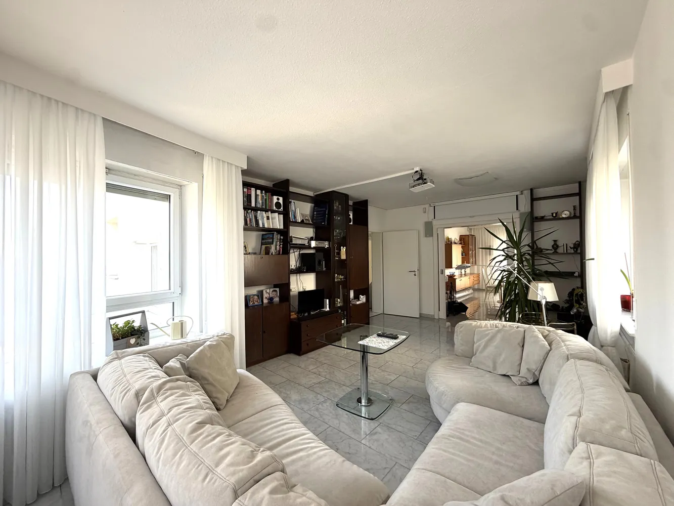 4 Zimmer Wohnung mit 100 m² in Stuttgart – Bild 7