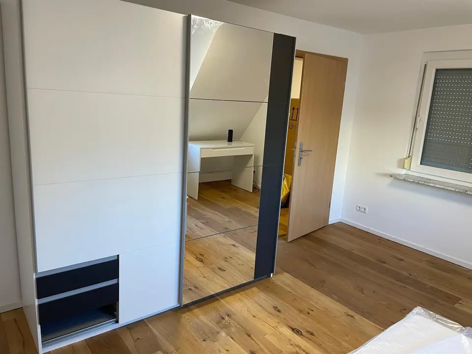 Shared room with 75 m² in Stuttgart – Photo 3