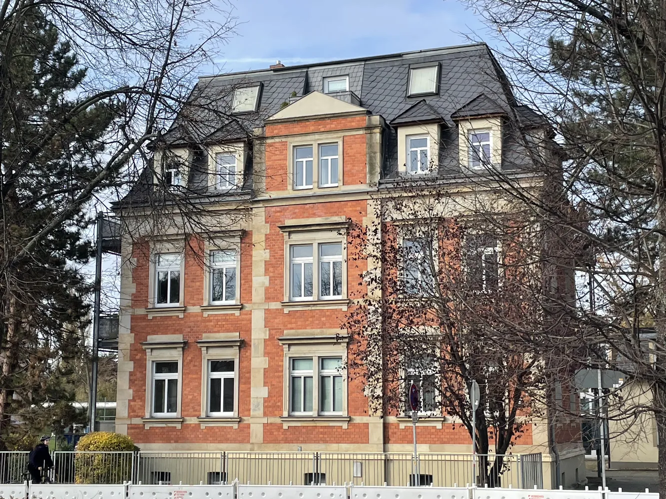 2 Zimmer Wohnung mit 47 m² in Dresden – Bild 1