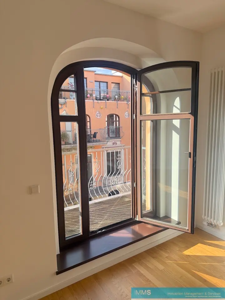 2 Zimmer Wohnung mit 92 m² in Berlin – Bild 4