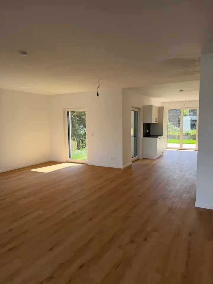 4 Zimmer Wohnung mit 167 m² in Euskirchen – Bild 1