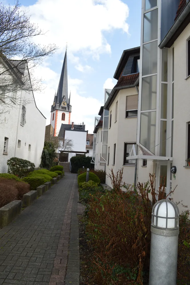 2 Zimmer Wohnung mit 64 m² in Wiesbaden – Bild 2