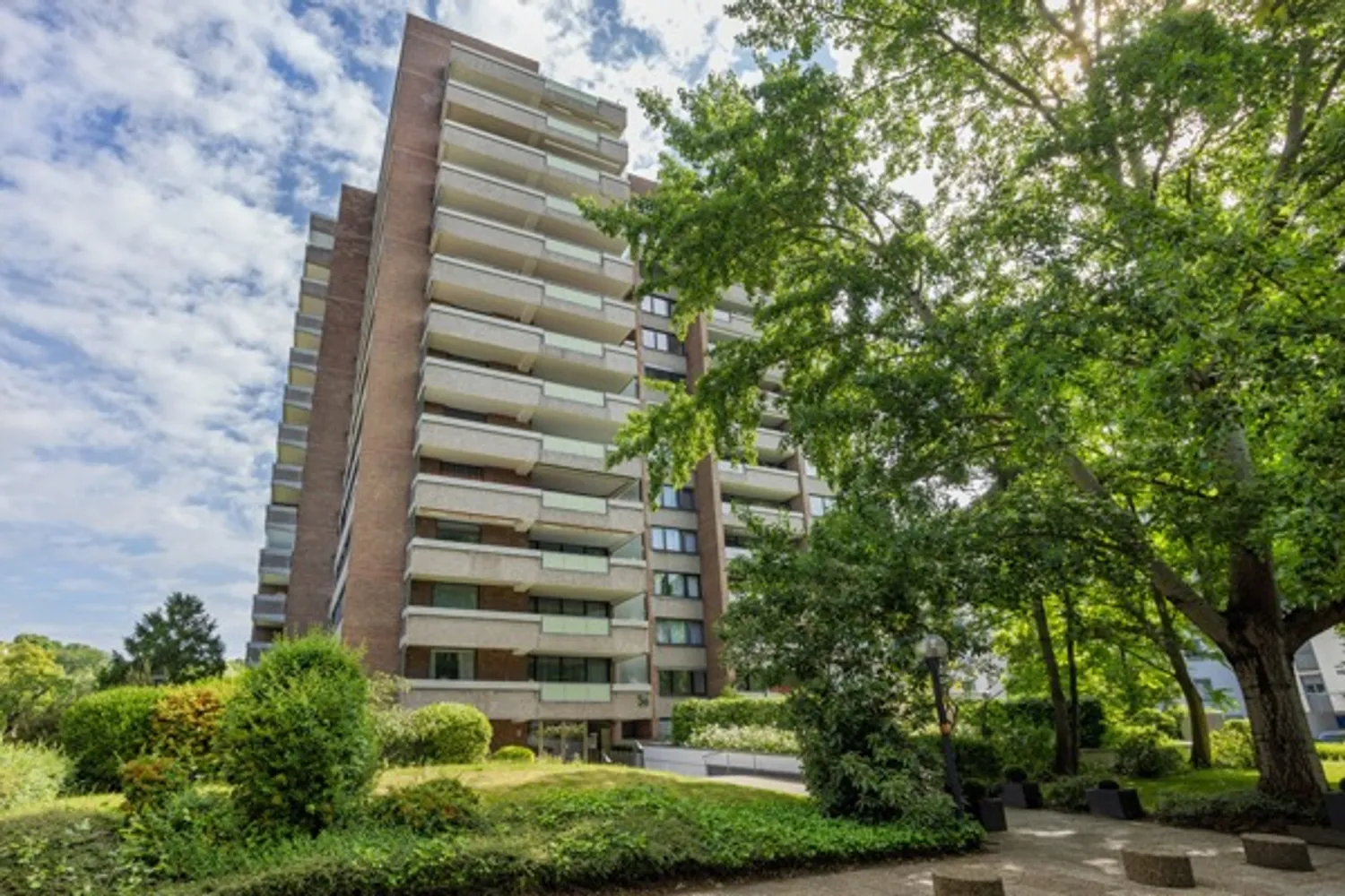 1 Zimmer Wohnung mit 35 m² in Düsseldorf – Bild 2