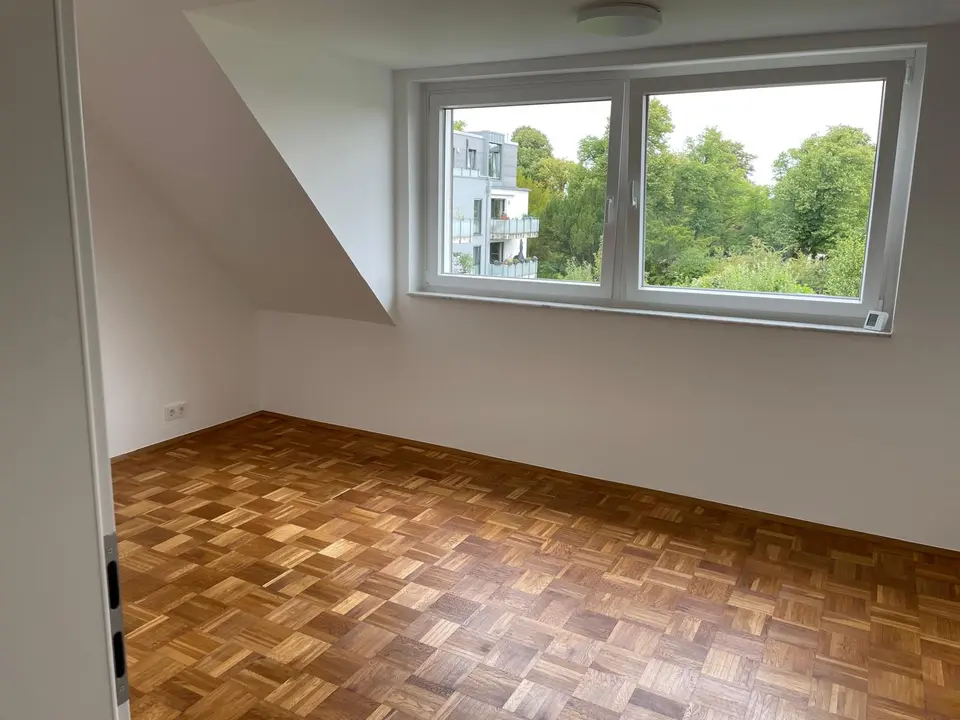 4 Zimmer Wohnung mit 96 m² in Essen – Bild 2