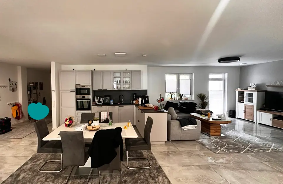 4 Zimmer Wohnung mit 140 m² in Grimma – Bild 1