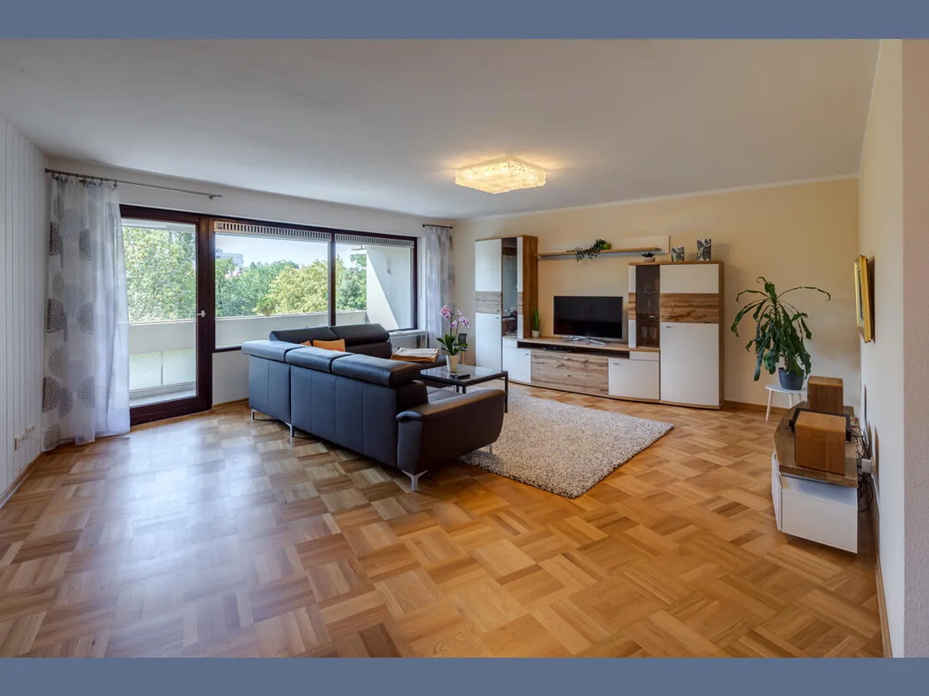 3 room apartment with 106 m² in Munich – Photo 3