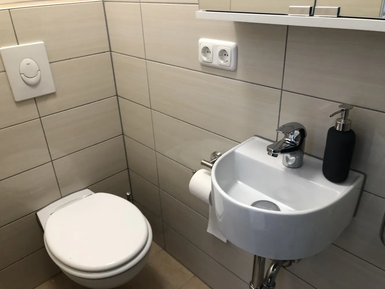 1 room apartment with 14 m² in Frankfurt am Main – Photo 6