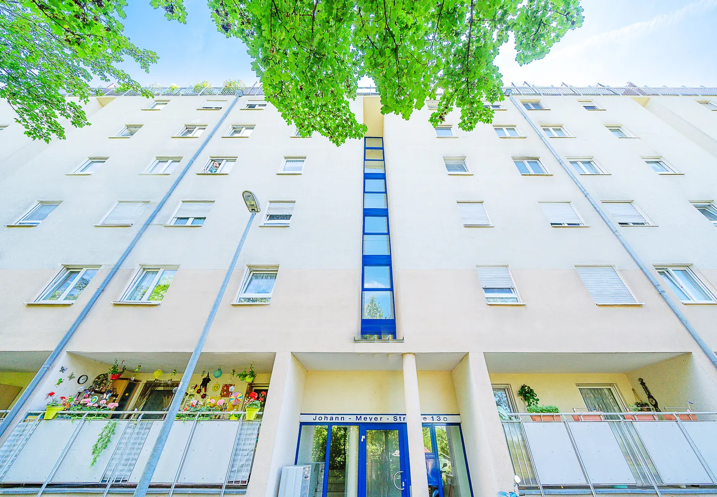 2 room apartment with 82 m² in Dresden – Photo 9