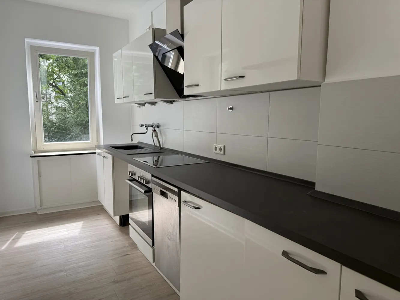 2 Zimmer Wohnung mit 57 m² in Düsseldorf – Bild 4