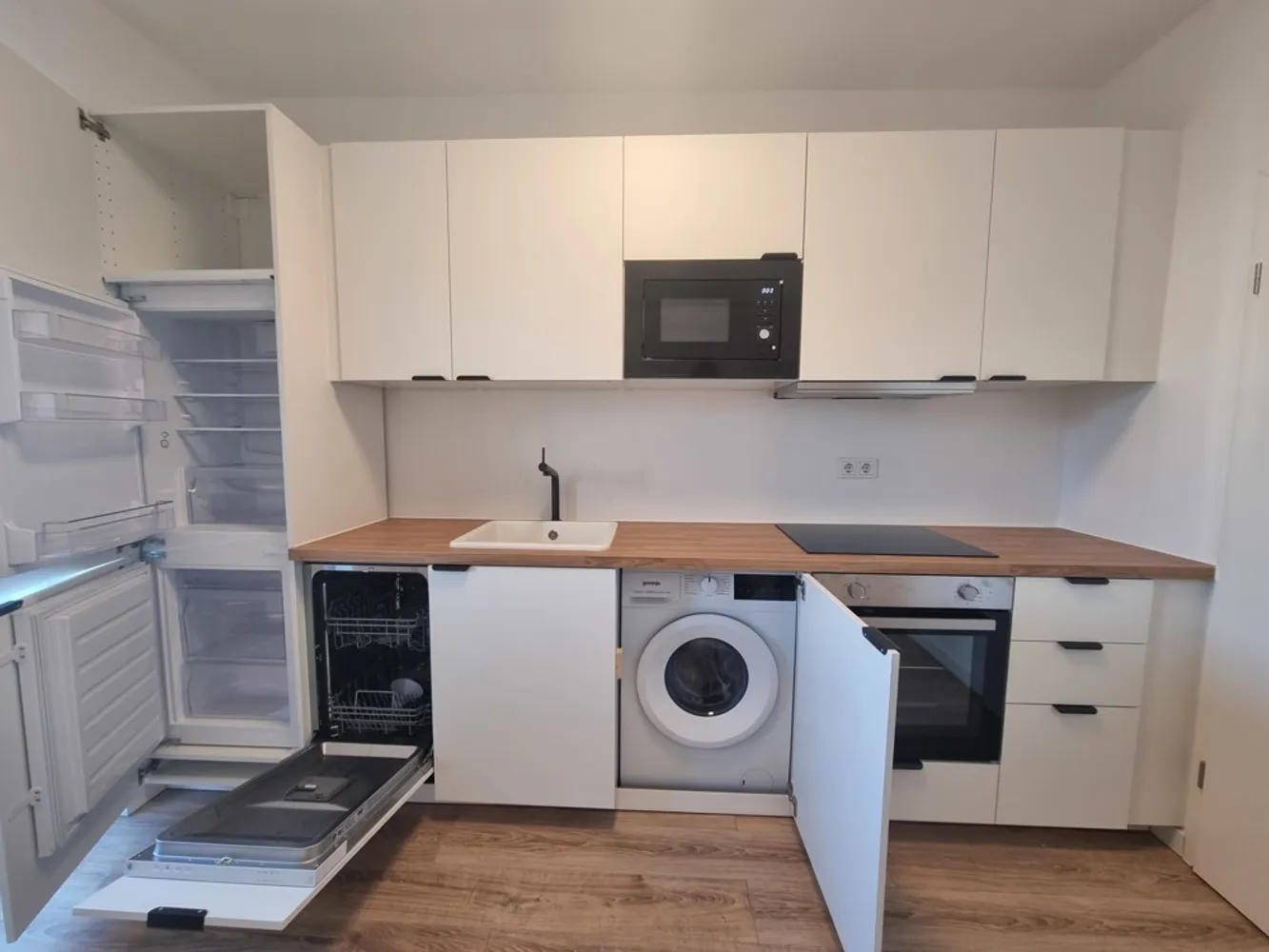 4 Zimmer Wohnung mit 94 m² in Düsseldorf – Bild 10