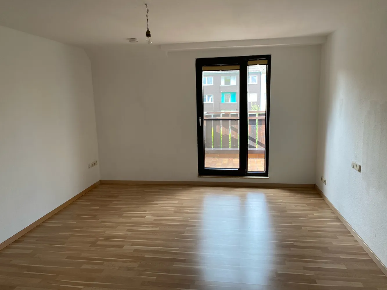 2 Zimmer Wohnung mit 79 m² in Duisburg – Bild 4