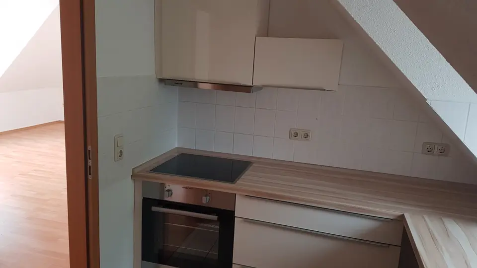 2 Zimmer Wohnung mit 36 m² in Halle (Saale) – Bild 3