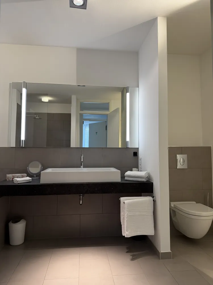 3 room apartment with 104 m² in Frankfurt am Main – Photo 1