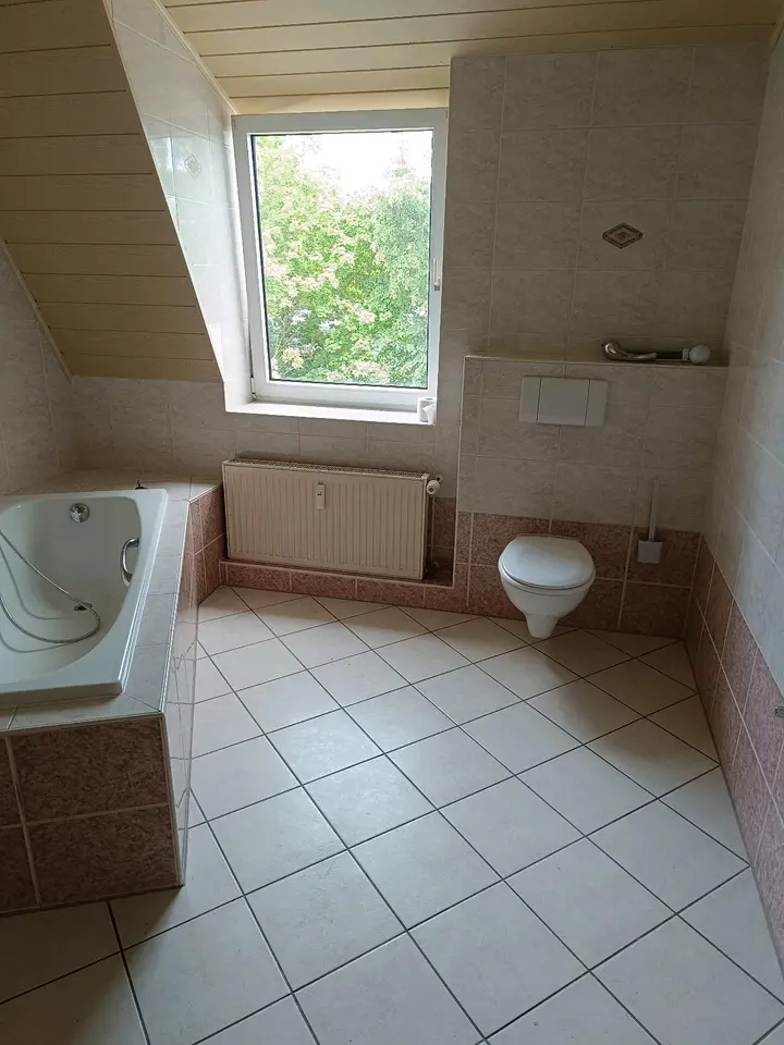 3 room apartment with 80 m² in Chemnitz – Photo 4