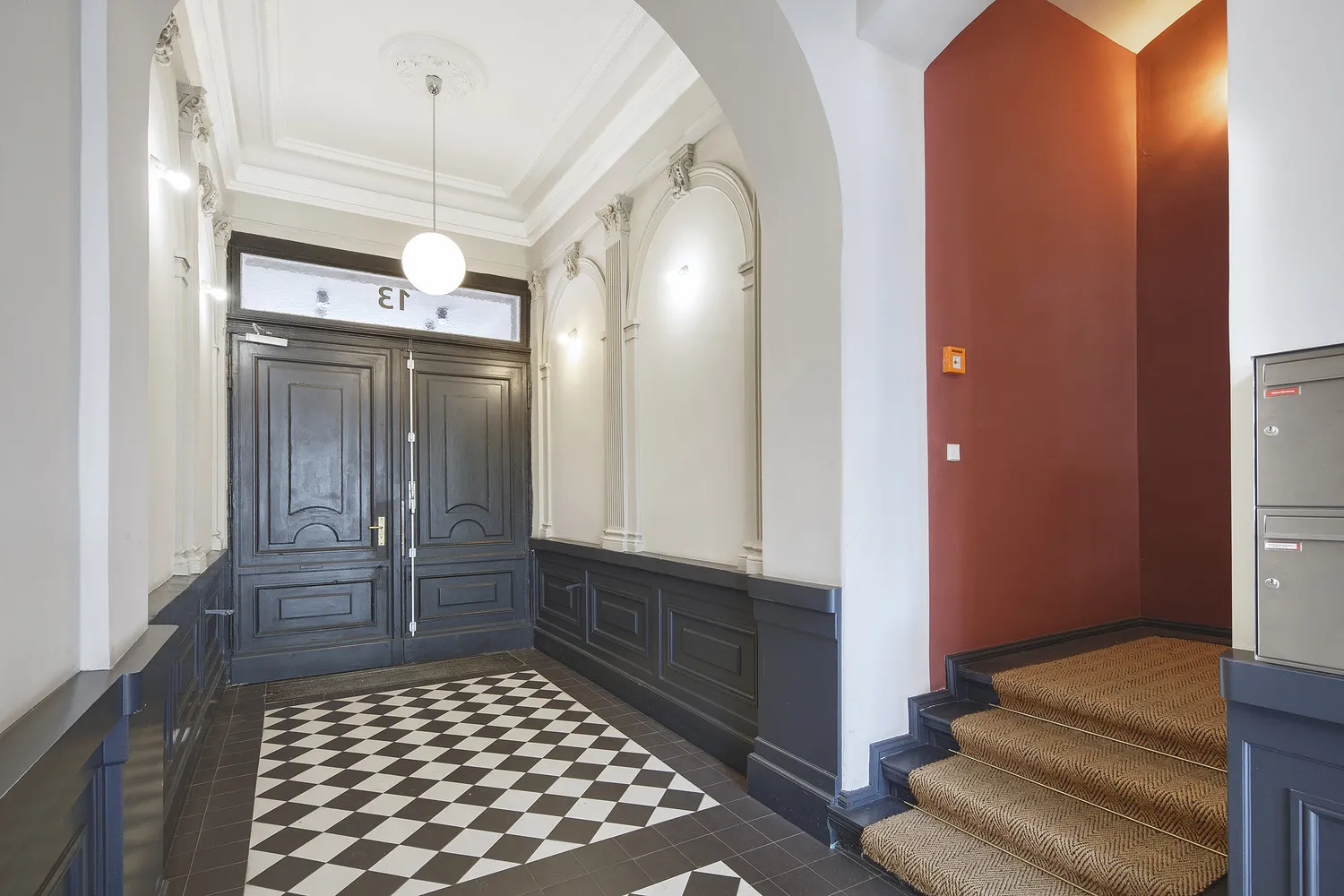 4 Zimmer Wohnung mit 160 m² in Berlin – Bild 3