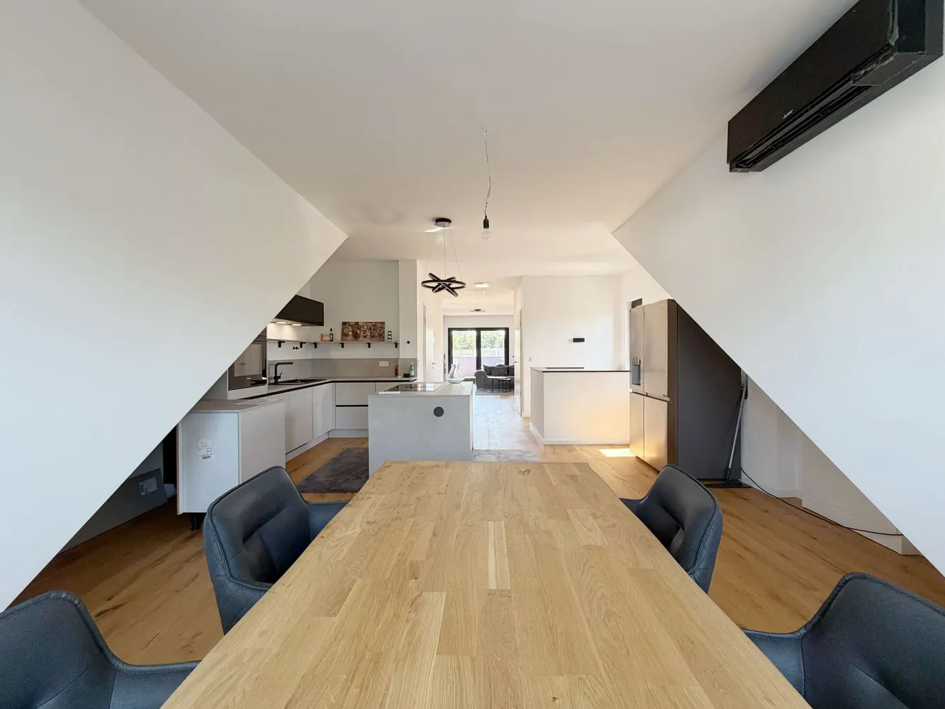 3 Zimmer Wohnung mit 109 m² in Köln – Bild 11