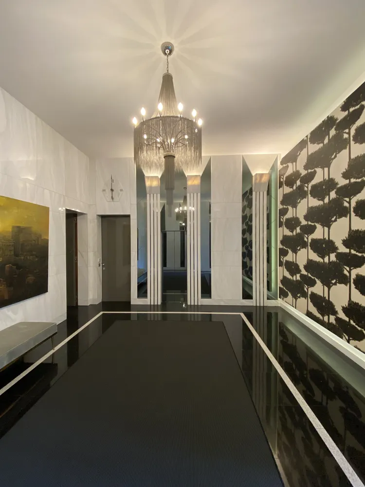 4 Zimmer Wohnung mit 212 m² in Hamburg – Bild 1