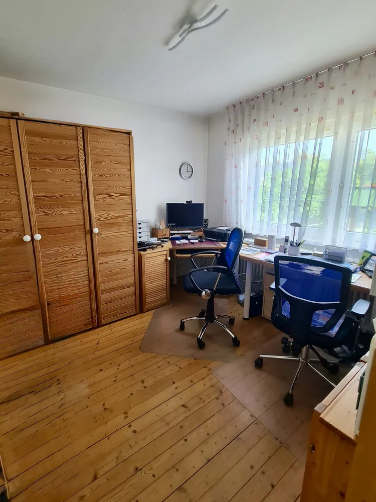 4 Zimmer Wohnung mit 70 m² in Karlsruhe – Bild 4