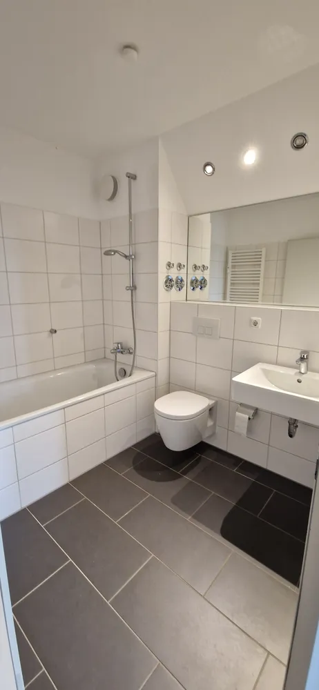 4 Zimmer Wohnung mit 88 m² in Köln – Bild 8